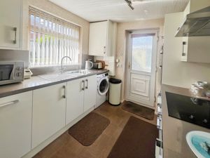 Kitchen- click for photo gallery